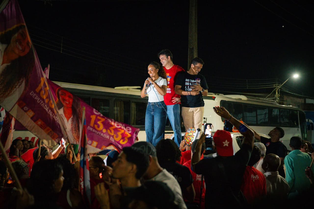 Na Cidade Olímpica, Cricielle mostra força nas ruas ao lado do Coletivo Nós e Rubens Júnior
